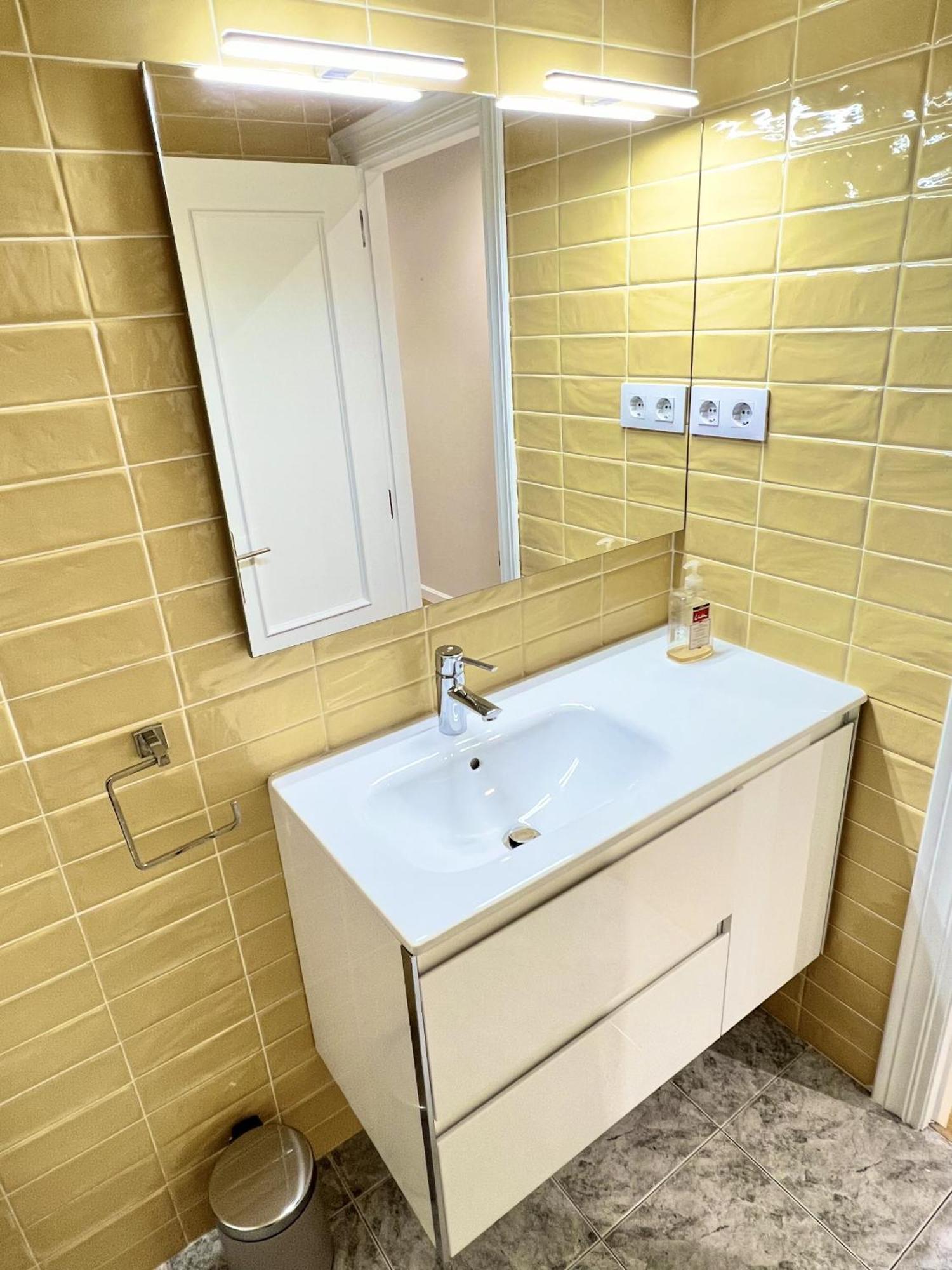 Apartamento Vetusta Nest Oviedo Exterior foto
